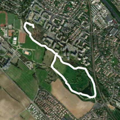 Sport en plein air dans la plaine de Gravigny-Bali