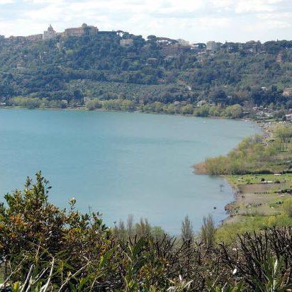 Giro del lago di Castelgandolfo 