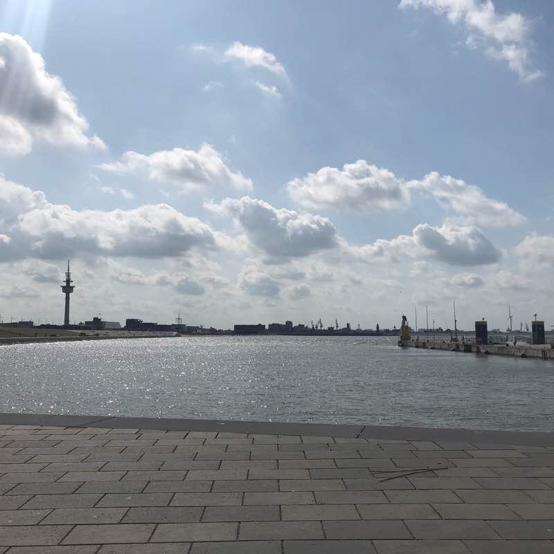 Fresh breeze on the dike Bremerhaven walking route map in Bremerhaven