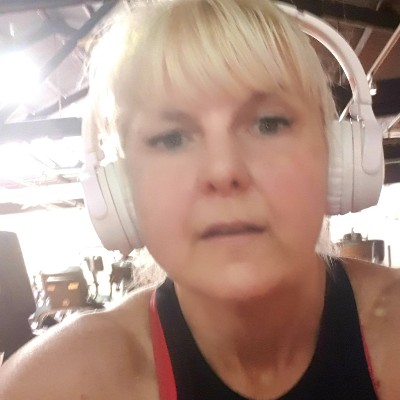 Leanne post 1