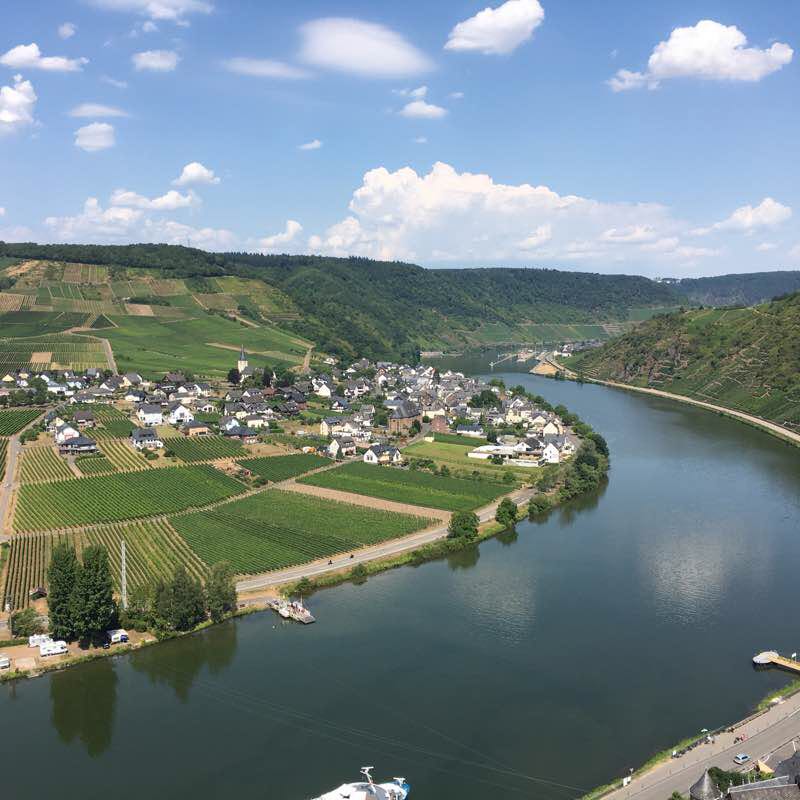 Moselweinstraße 