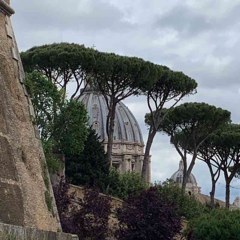 Circumnavigating the Vatican 