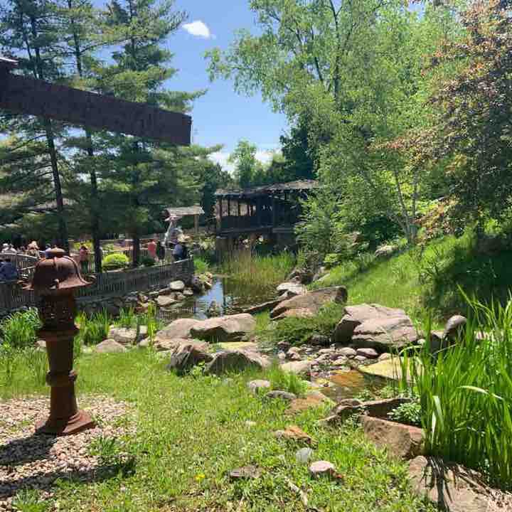 House on the rock Walk Trail Spring Green, Wisconsin, USA Pacer