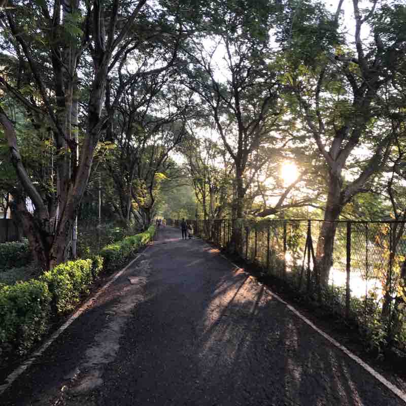 Secto11 vashi 조깅 트랙 산책로 Kopar Khairane, 나비뭄바이, 인도 Pacer