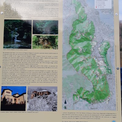 World tour walking route map in Calco