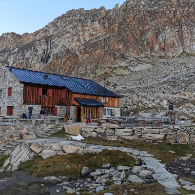 Descent Almagellerhütte walking route map in Saas-Almagell
