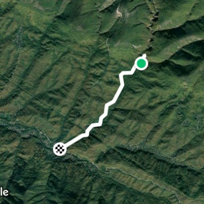 And walking route map in Vozrozhdenie