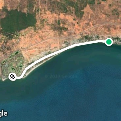 Walking to Mr Dia Rock