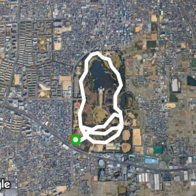 木陰かあって涼しく歩けます