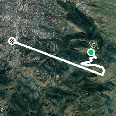 Спуск с Малого Седла через парк