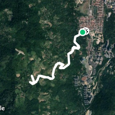 南山咖啡店对面